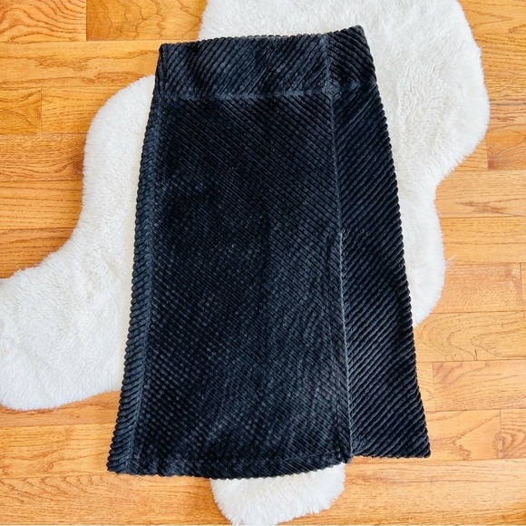 Mango ribbed side slit midi skirt - Picture 3 of 6